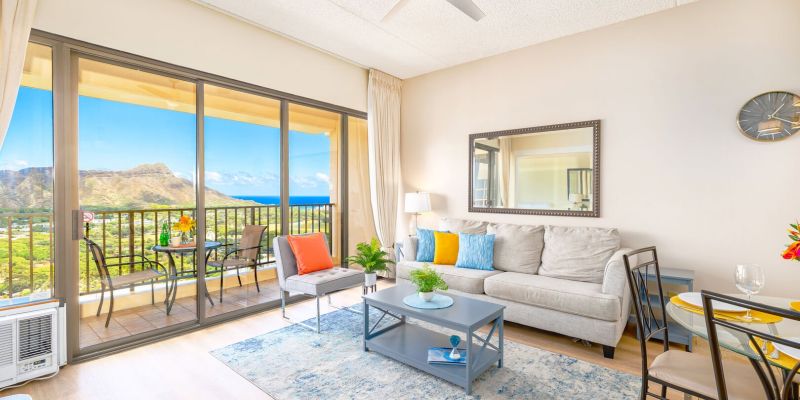 Property Walkthrough: Waikiki Banyan 3709T1